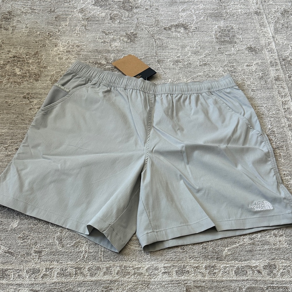 The North Face Men’s Medium High Rise Grey Men's Shorts. NWT’s.